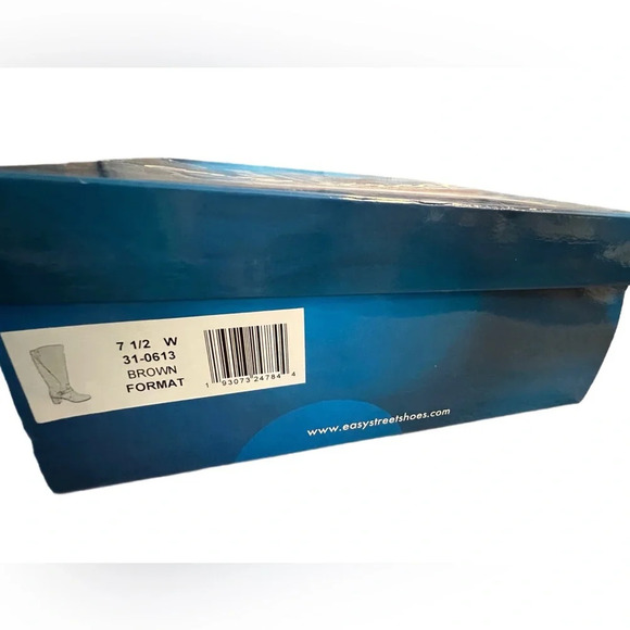 BNIB Easy Street Boots, Size 7.5W, Brown - Picture 8 of 8